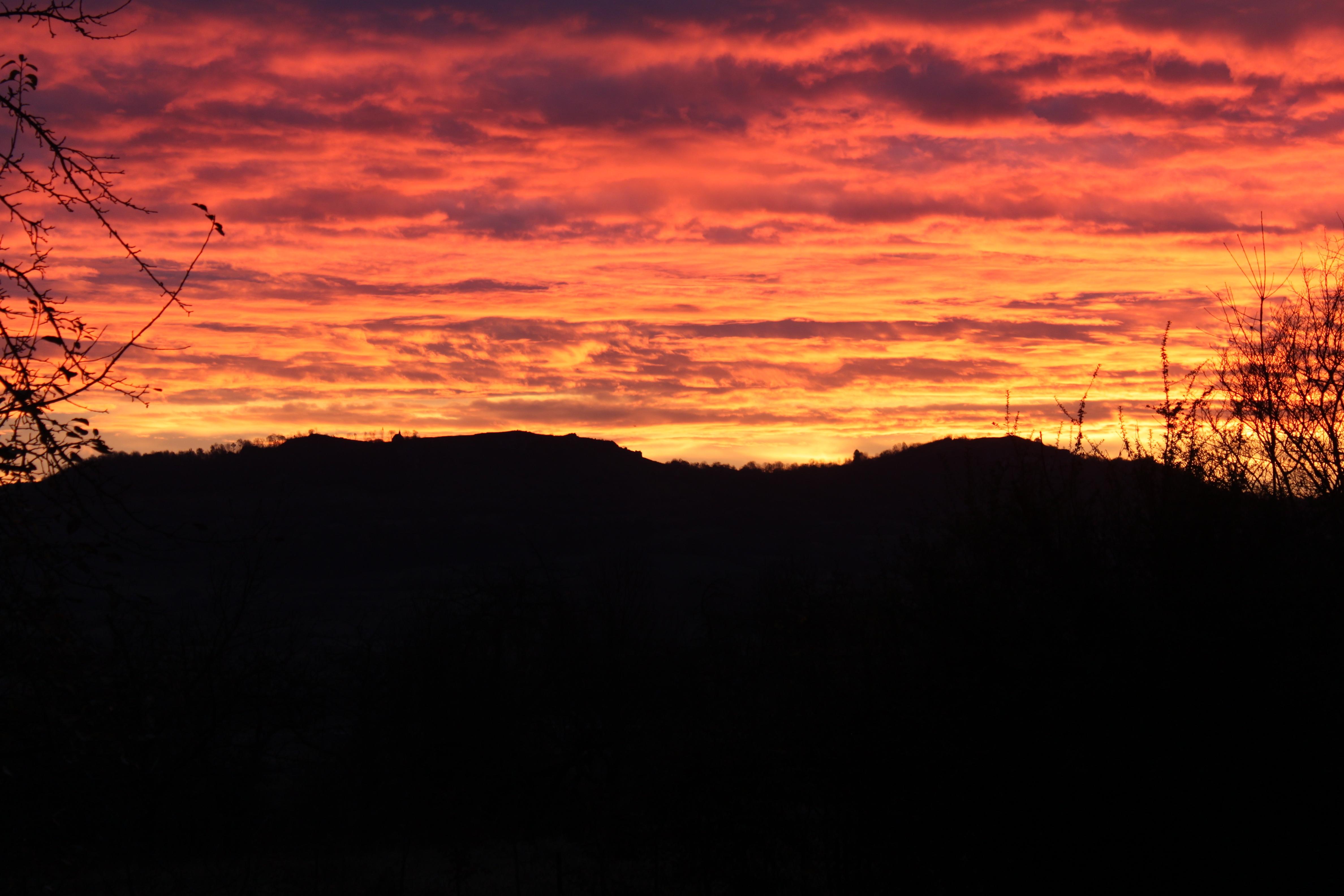 Wir haben das Walberla, den sagenumwobenen "Berg der Franken" bei Forchheim.