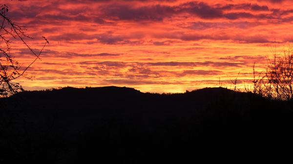 Wir haben das Walberla, den sagenumwobenen "Berg der Franken" bei Forchheim.