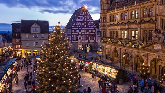 500 Jahre Weihnachtsmarkt-Tradition neben dem Weihnachtsmuseum: Der Rothenburger Reiterlesmarkt
