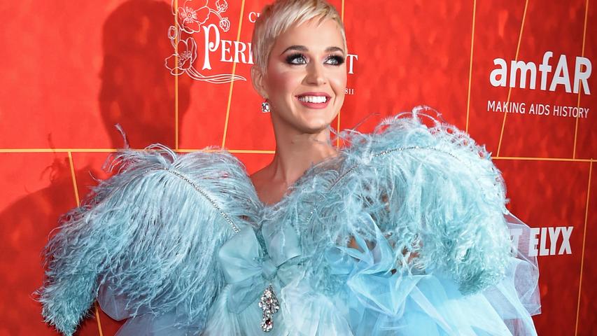 Den Platz an der Spitze der "Forbes"-Liste mit den bestverdienenden Musikerinnen der Welt hat sich in diesem Jahr Katy Perry gesichert. Sie kommt laut "Forbes" auf ein Jahreseinkommen von 83 Millionen Dollar.