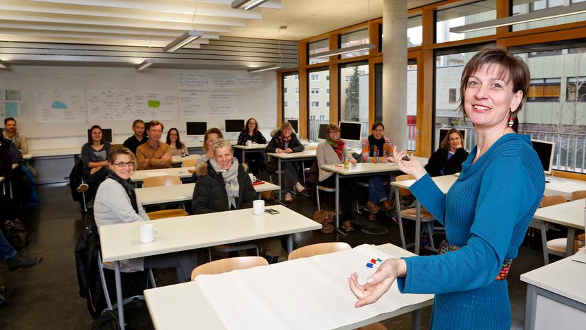 100 Lehrer besuchen Medientag von NN und NZ 
