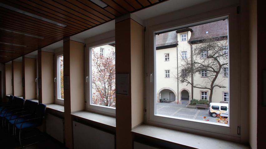 Nostalgischer Blick: Das Herzogenauracher Rathaus vor dem Abriss