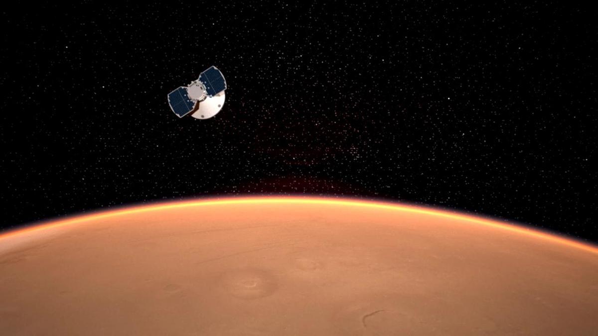 Die künstlerische Darstellung zeigt den Lander "InSight", der sich dem Mars nähert.