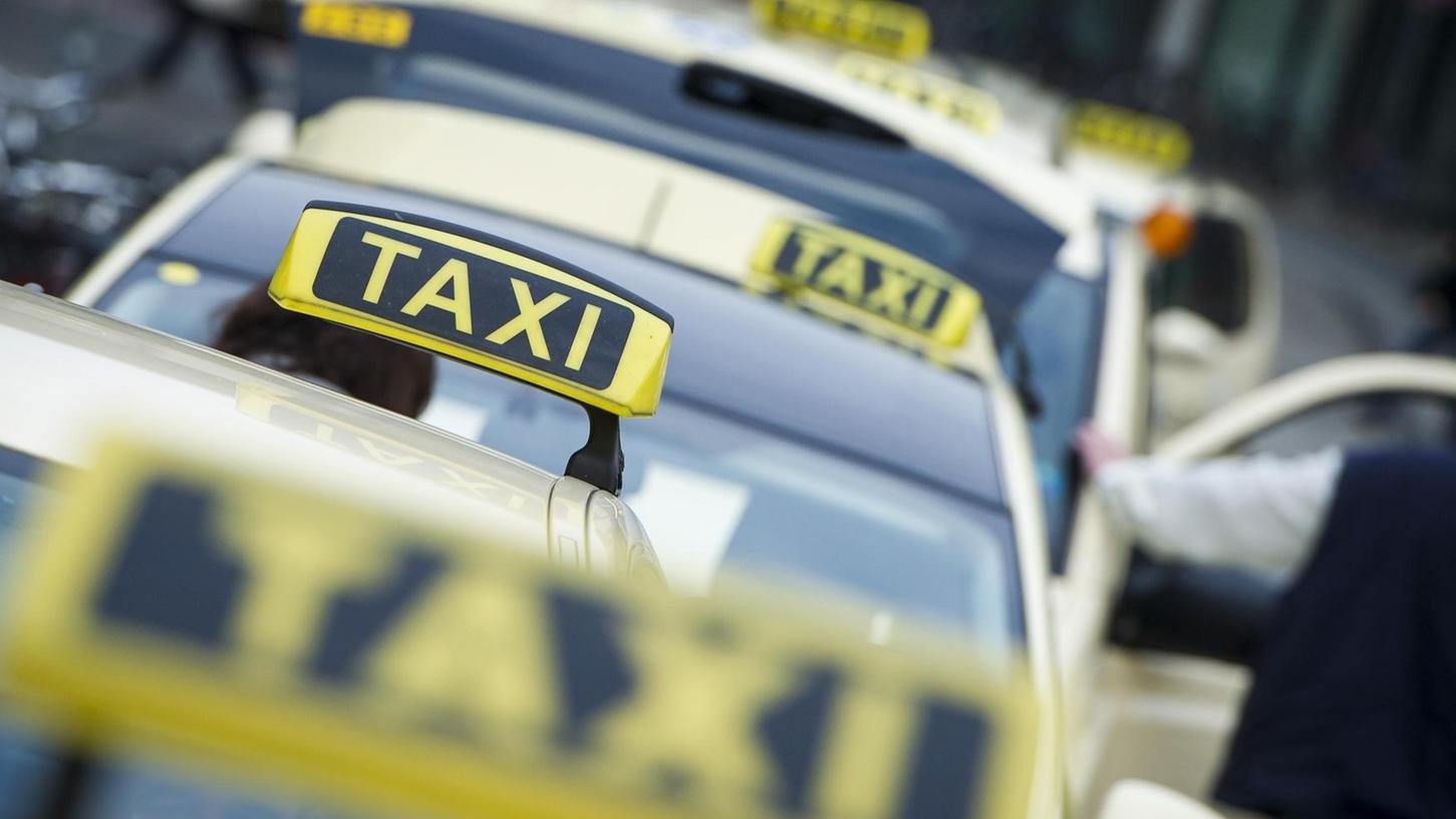Bestechung: IHK bestätigt Verstöße bei Taxi-Prüfungen