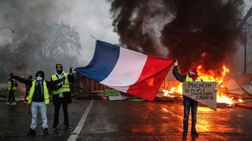 Spur der Zerstörung: "Gelbwesten"-Proteste in Paris