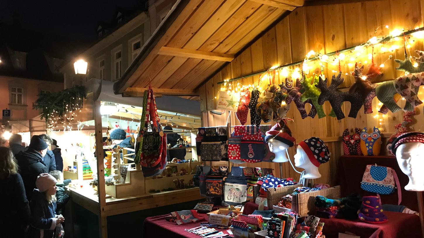 Die erste Kerze brennt: Adventsmarkt in Bamberg