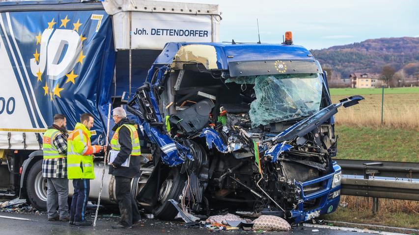 Schwerer Lastwagen-Unfall auf der A73 bei Bad Staffelstein