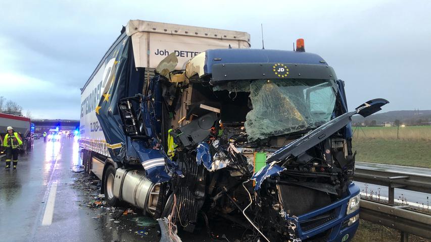 Schwerer Lastwagen-Unfall auf der A73 bei Bad Staffelstein
