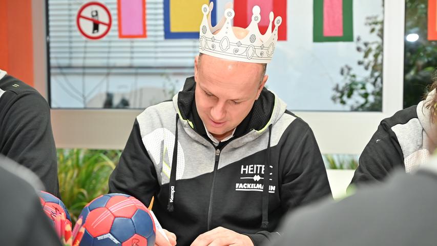 Basteln mit dem HC Erlangen: Handballer im Kinderkrankenhaus