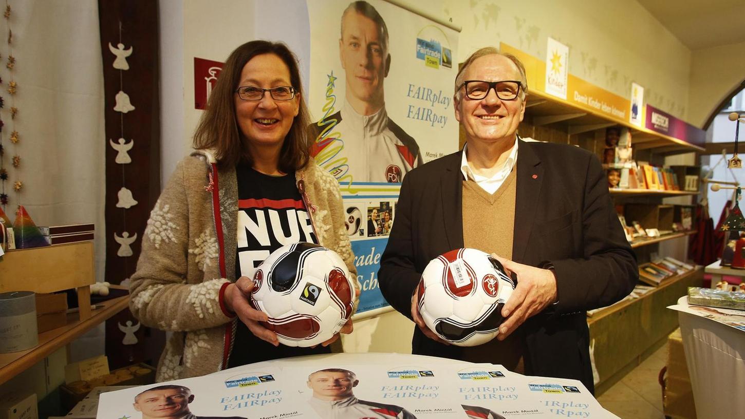 Nürnberg: Club-Idol Marek Mintal wirbt für Fairen Handel