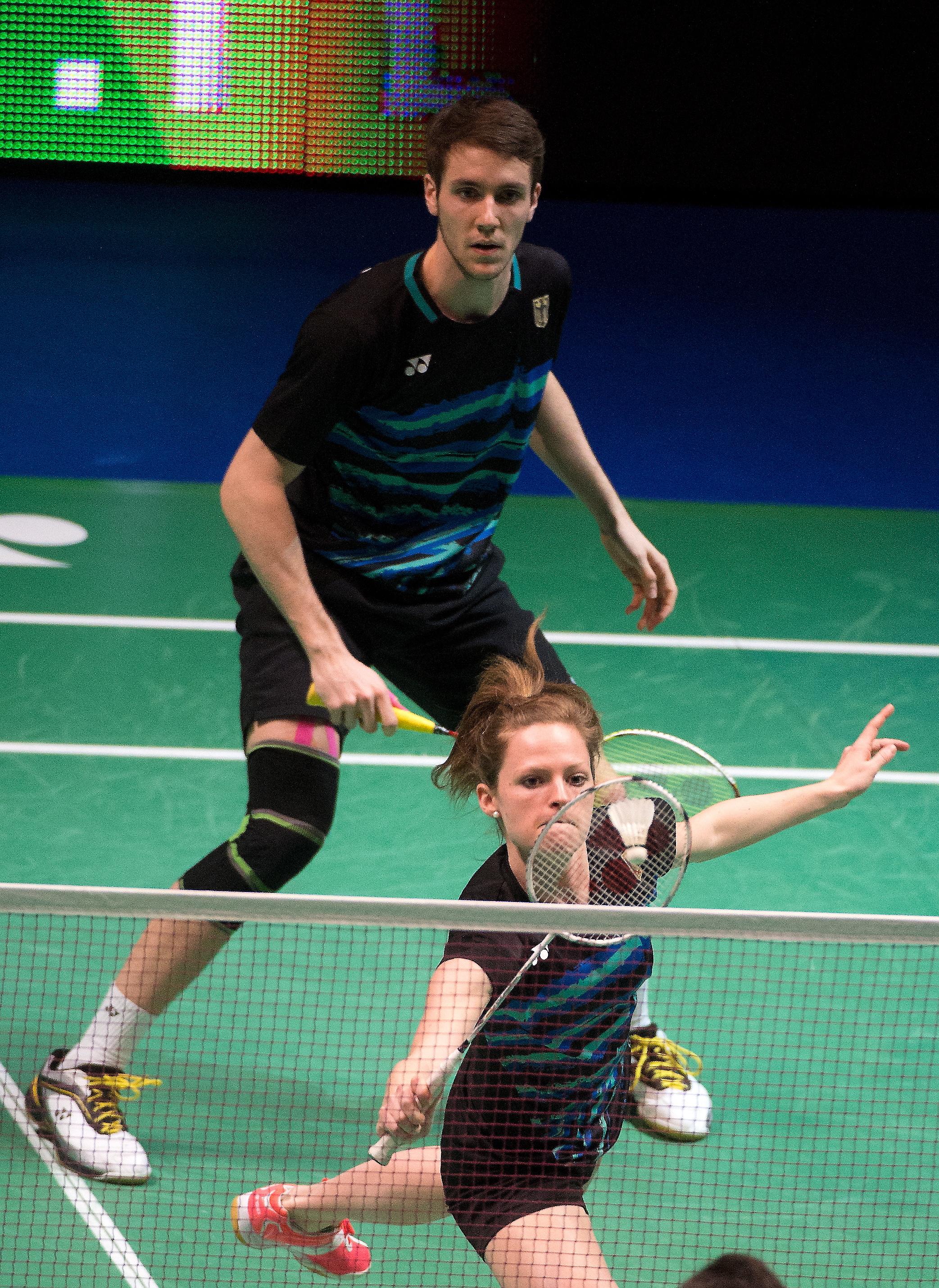 Isabel Herttrich (26 Jahre): Rechtshänderin, Heimatort Hersbruck, BWF Weltrangliste: Frauen-Doppel (mit Carla Nelte) Rang 44, Frauen-Doppel (mit Linda Efler) Rang 64, (mit Olga Konon) Rang 377, (mit Lara Kaepplein) Rang 1042); Mixed-Doppel (mit Mark Lamsfuß, auch hier im Bild) Rang 18...