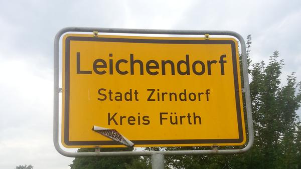 Ortsschild Leichendorf