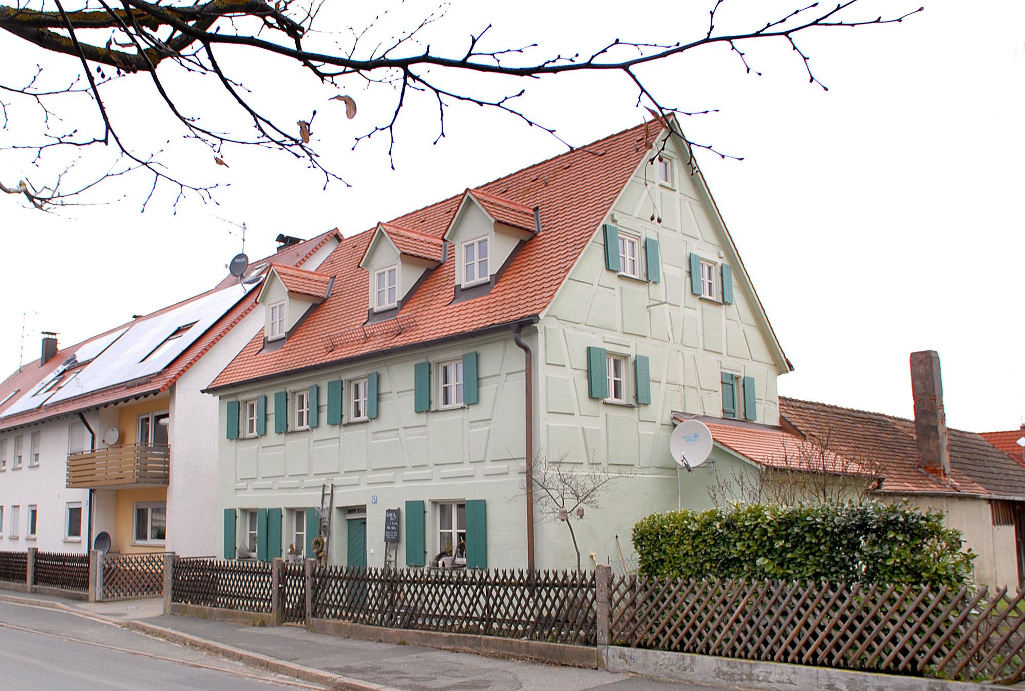 Als einer von sechs Kalchreuther Ortsteilen hat Käswasser auch Gasthof und Cafe zu bieten.