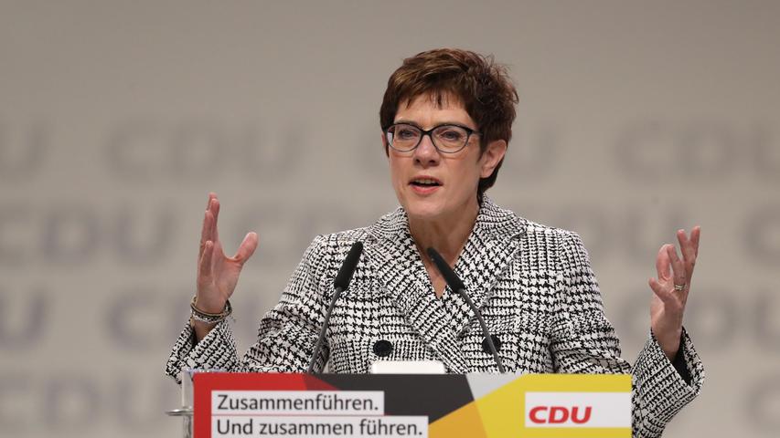 Wer wird das Rennen machen? Kramp-Karrenbauer? Sie ist seit Februar bereits Generalsekretärin der CDU.