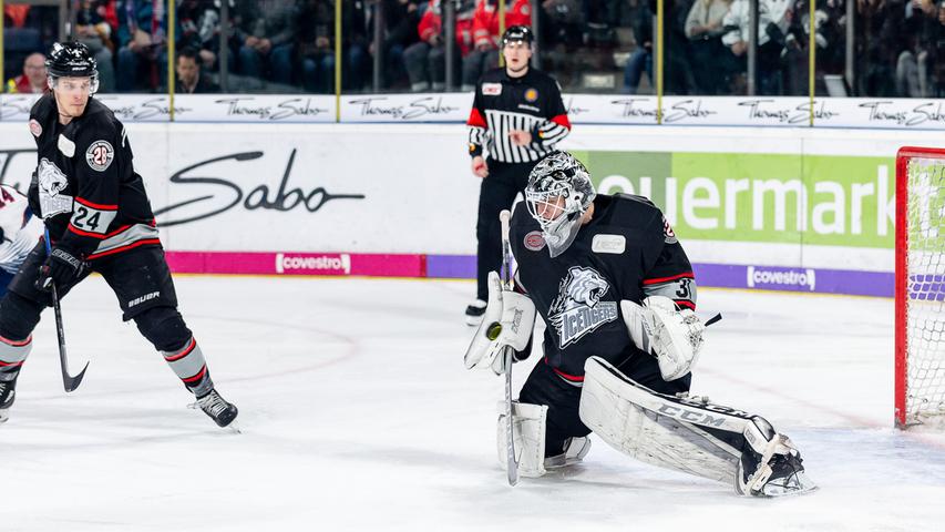 Prügelei und schöne Tore: Ice Tigers triumphieren bei der Ehliz-Rückkehr