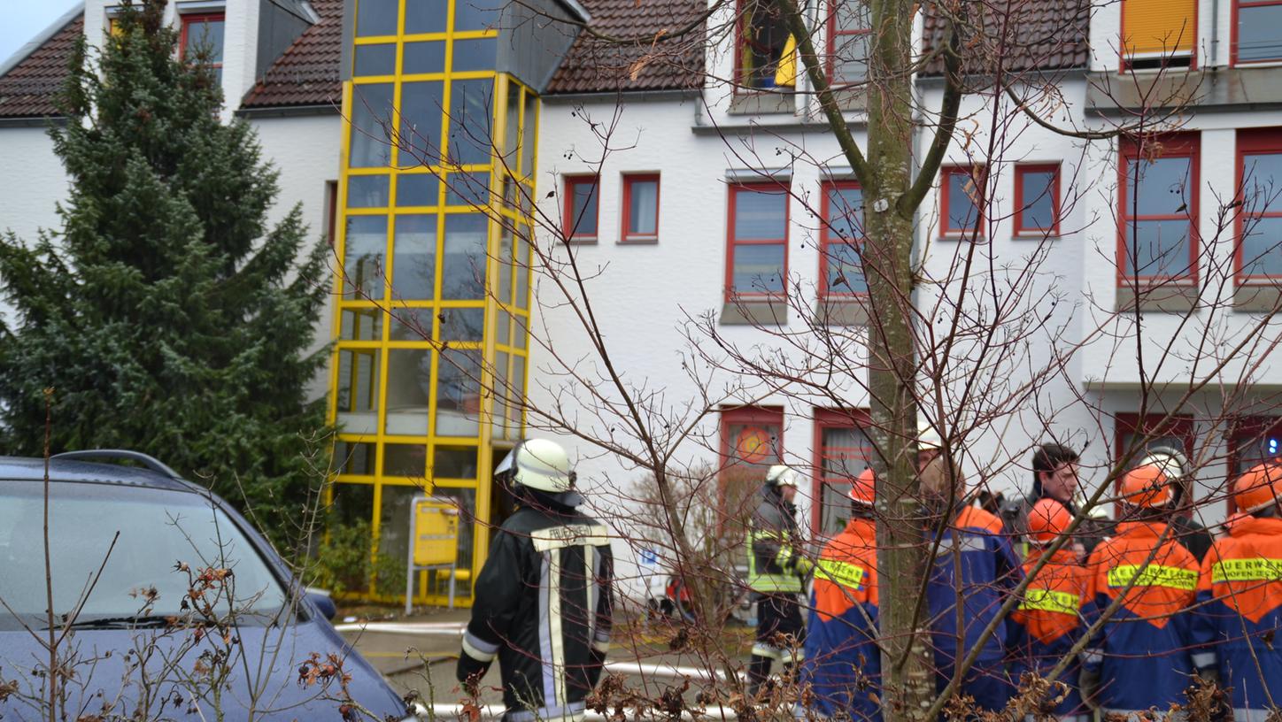 Adventskranz in Flammen: An die 150.000 Euro Schaden in Hemhofen