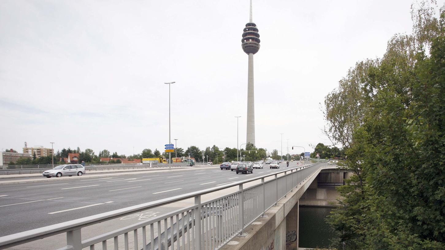 Unter der Ludwig-Scholz-Brücke kam es am Freitagabend zu einem sexuellen Übergriff.