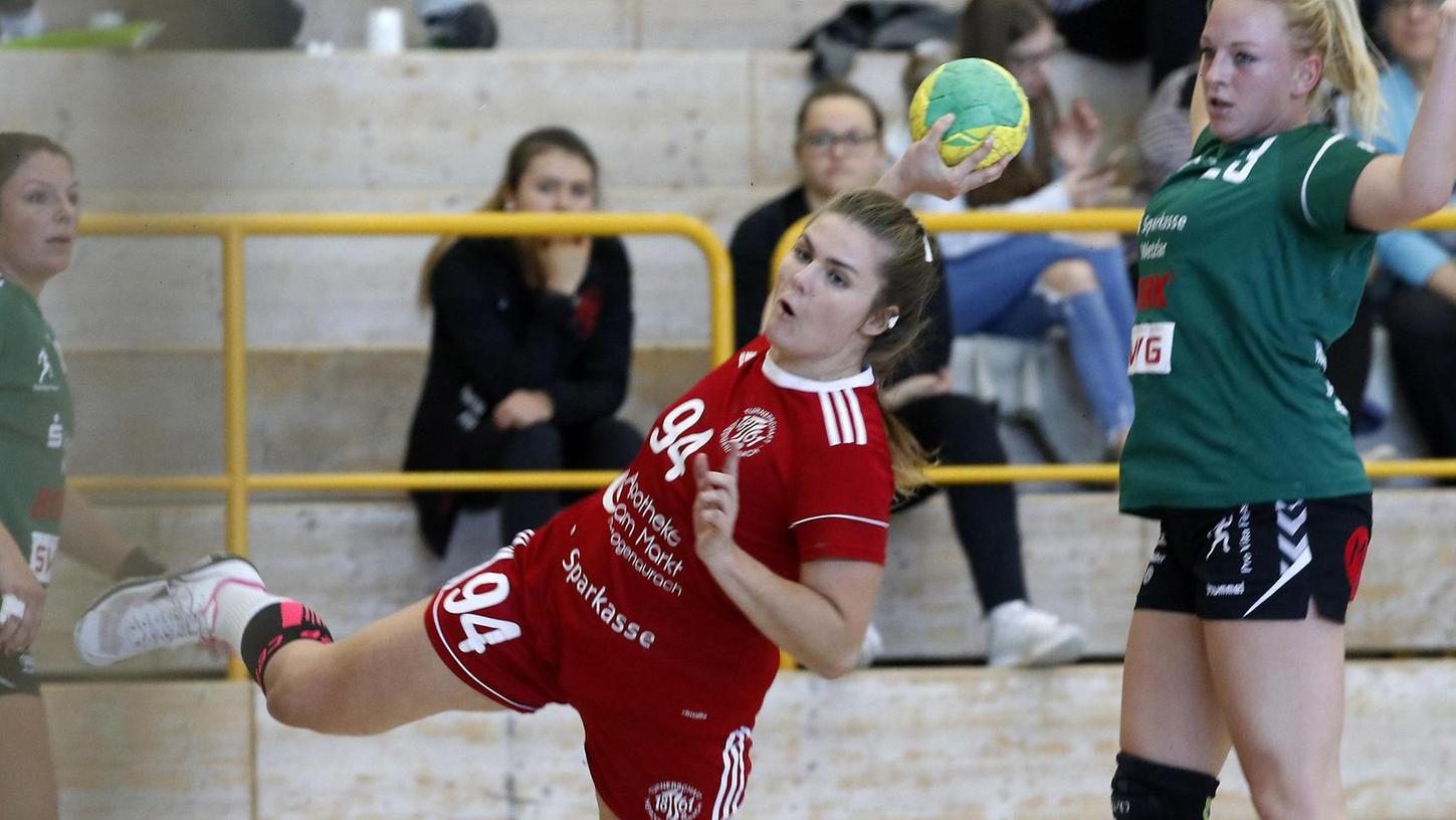 Handball: Lisa Neumann fliegt, die TSH siegt