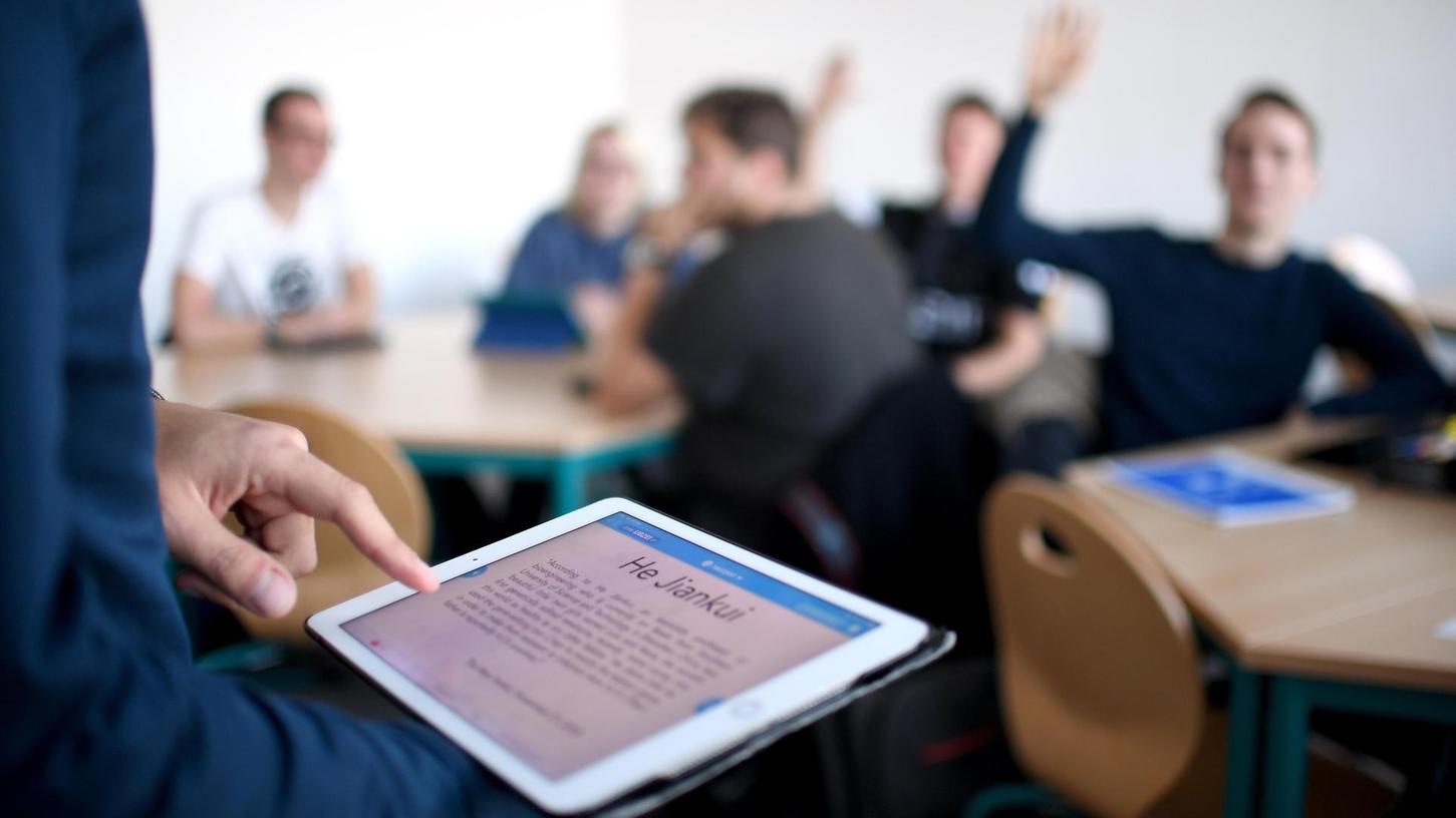 Fürth startet Digitalisierungsoffensive an den Schulen