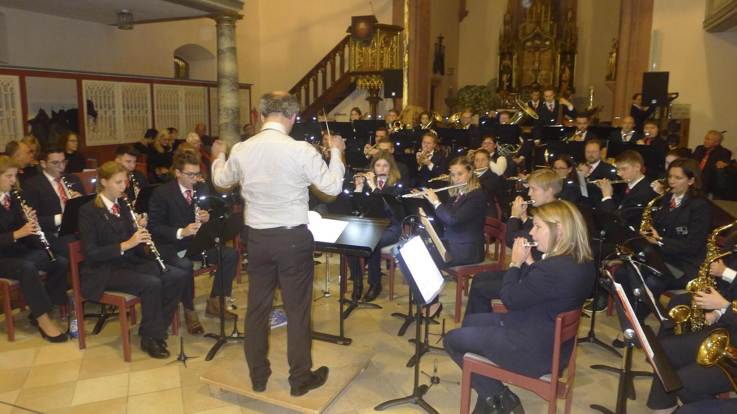 Kräftiger Applaus für Rother Stadtorchester