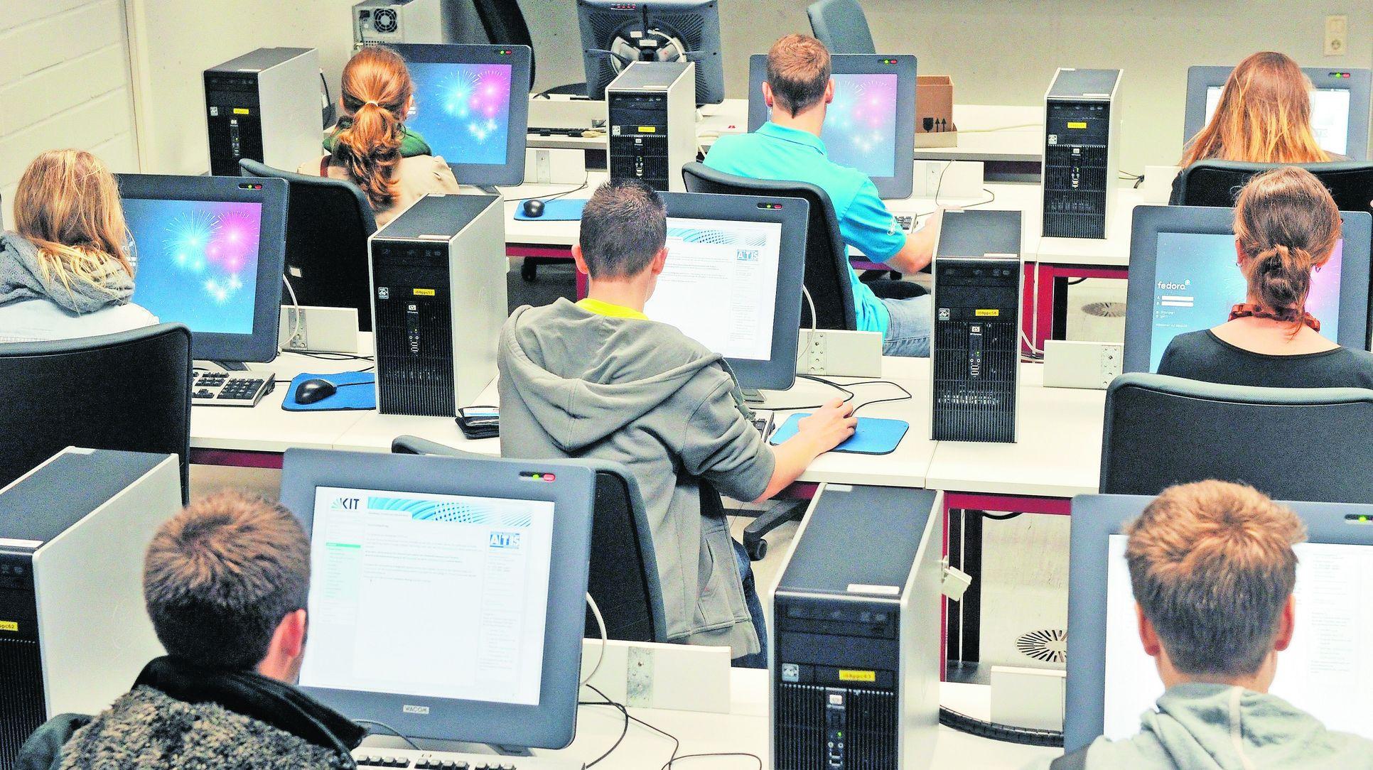 Auerbach Auerbach Digitaler Unterricht Soll Ausgebaut Werden