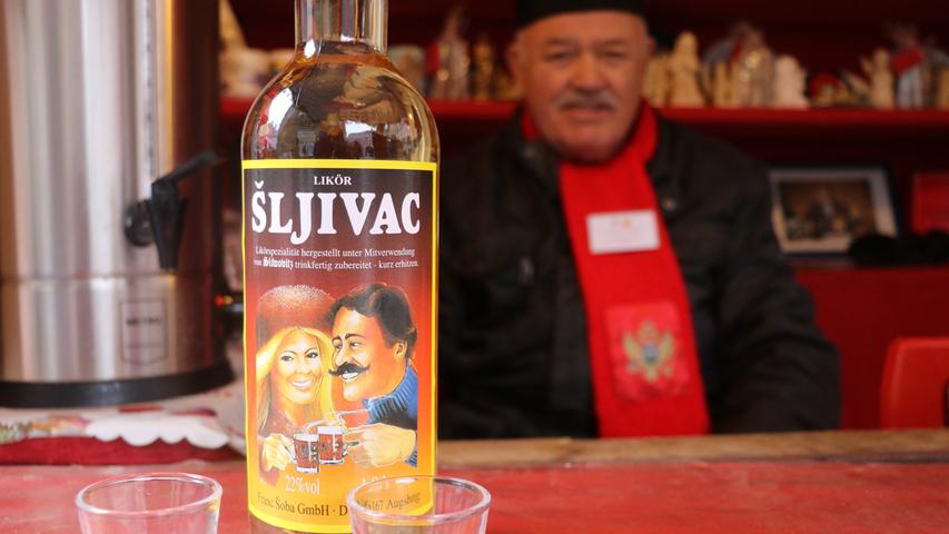 Im Jahr 2006 wurden zwischen Bar und Nürnberg freundschaftliche Beziehungen vereinbart. Noch im selben Jahr hat Ljubo Dabovic begonnen, heißen Sljivac (Pflaumenlikör) auf dem Markt der Partnerstädte anzubieten.