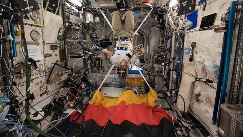 ESA-Astronaut Alexander Gerst bei GRASP-Experimenten auf der ISS.