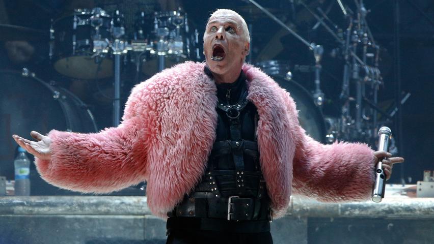 Till Lindemann begibt sich mit Zaz auf ihren neuen Album in den "Garten der Tränen".