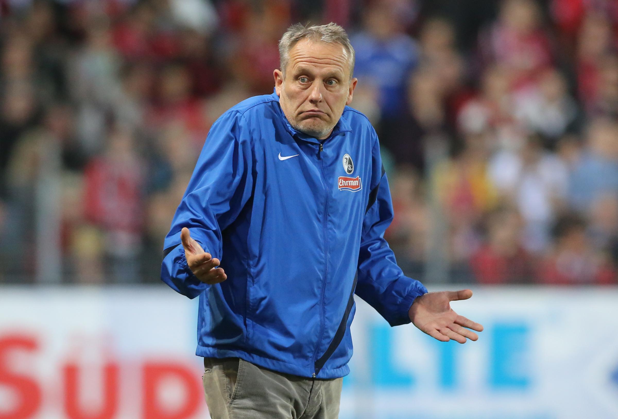 Nicht nur auf dem Platz ging es im März 2014 ordentlich zur Sache. Auch an der Seitenlinie lieferten sich die beiden Trainer Christian Streich und Gertjan Verbeek einige Wortduelle. Für den Club-Trainer...