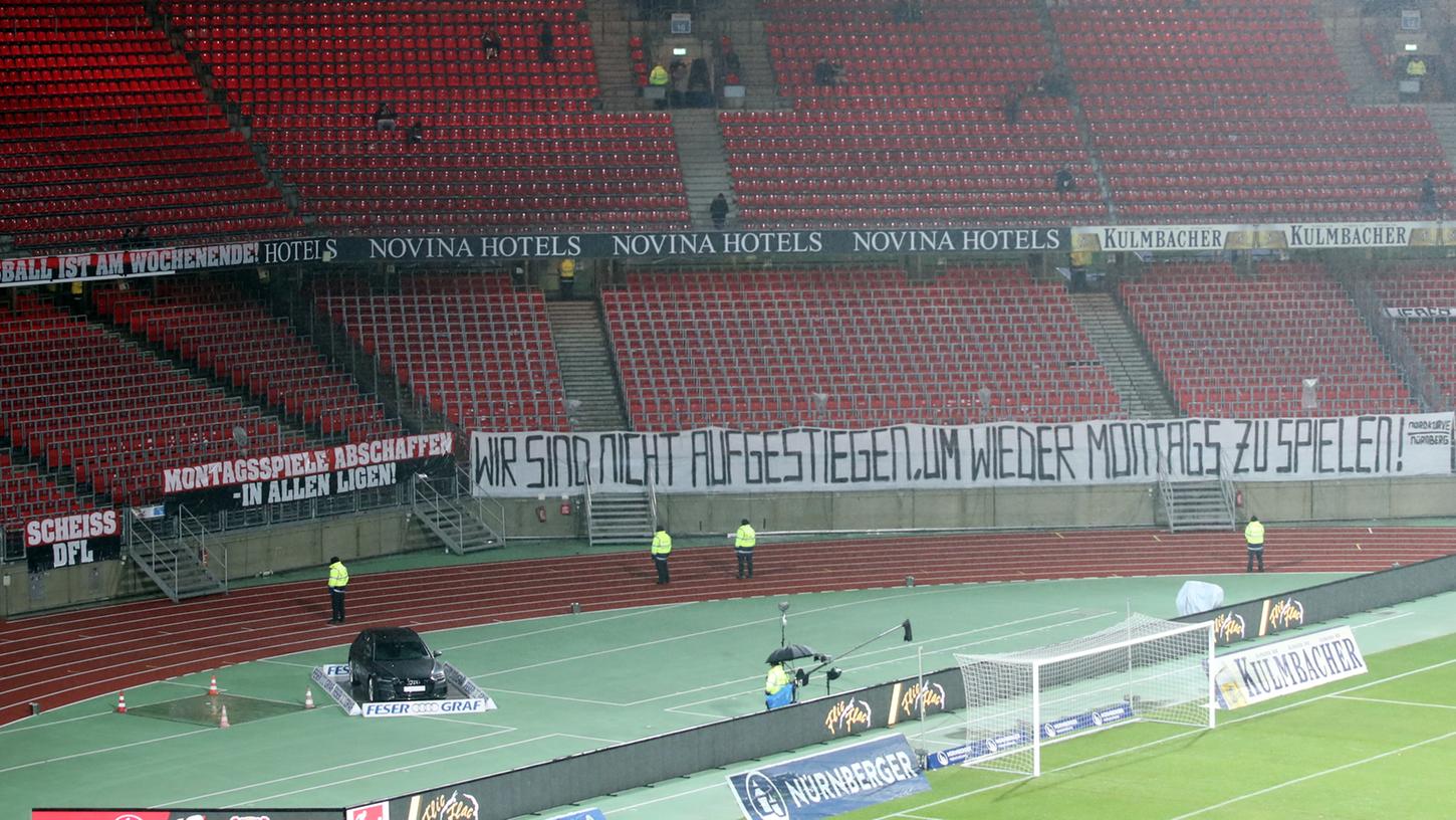 Gegen Leverkusen blieben im Max-Morlock-Stadion in der ersten Halbzeit die Blöcke 7, 9 und 11 leer. Ob die Club-Fans erneutt protestieren, bleibt abzuwarten.