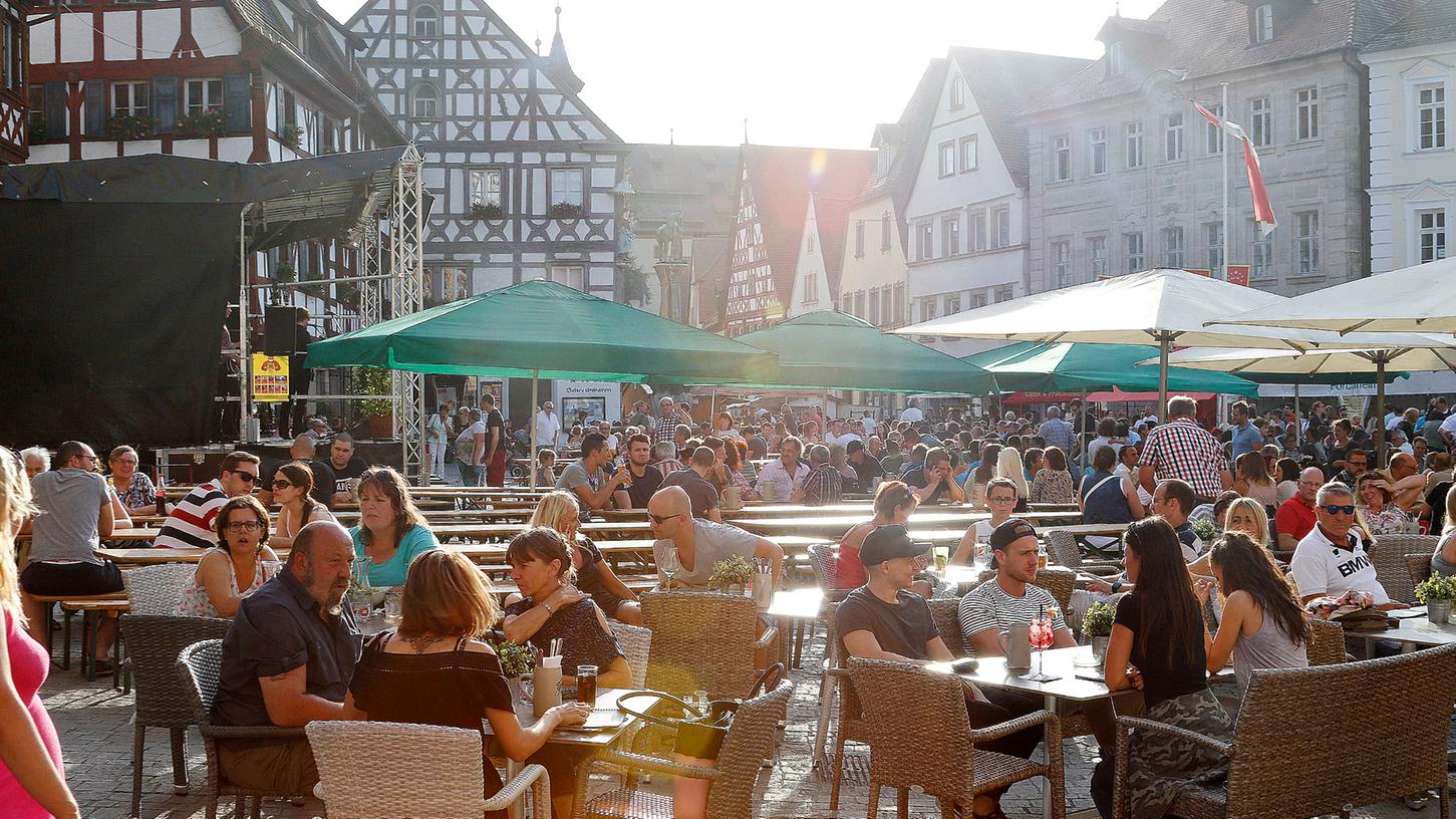 2017 fand das letzte Mal das Altstadtfest statt. 2018 gab es als Ersatz das Anstattfest. 2019 könnte nun das Mauerscheißer-Fest folgen.