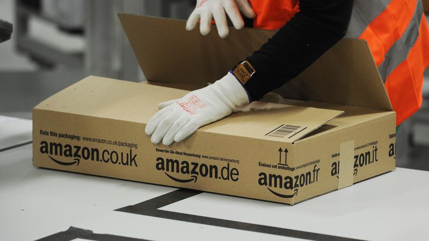 Der Internet-Versandhändler Amazon ist das viertwertvollste Unternehmen der Welt - und machte auch seinen Chef und Gründer Jeff Bezos reich. Der 54-Jährige hat seine unzähligen Millionen unter anderem dafür genutzt, die "Washington Post" zu kaufen.