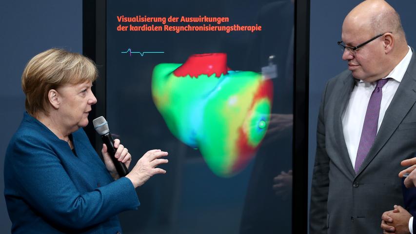 Im Dezember schaute ganz Deutschland auf Nürnberg, als der Digital-Gipfel in den Messehallen für zwei Tage residierte. Neben vielen weiteren Bundes- und Landesministern reiste sogar Bundeskanzlerin Angela Merkel an, um sich etwa zum Thema Künstliche Intelligenz auszutauschen.