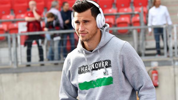 Auch Philipp Tschauner hat einen neuen Verein: Der Wendelsteiner, der einst in der Jugend des 1. FC Nürnberg war, wird von Hannover 96 an den FC Ingolstadt ausgeliehen. Der 33-Jährige bringt jede Menge Erfahrung mit nach Oberbayern: 33 Bundesliga- und 185 Zweitligaeinsätze für 1860 München, FC St. Pauli und Hannover stehen auf seinem Konto.