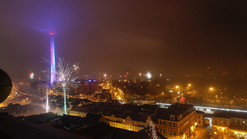 Silvester in Erlangen: Spektakel am Himmel und Feierlaune