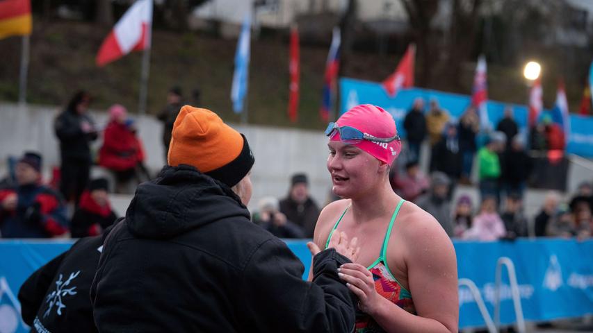 Sie übertrumpfte alle: Siegerin Kyra Sterre Wijnker kam in Veitsbronn nach den 1000 Metern mit einer Weltklassezeit aus dem Becken.