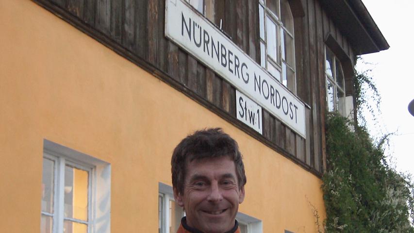 2004 hatte Klaus Steger (Bild) im ehemaligen Stellwerk 1 Nürnberg Nordost, das er im Jahr davor von der Bahn erworben hatte, große Pläne - und er gründete einen Verein für den Betrieb eines Kulturclubs.