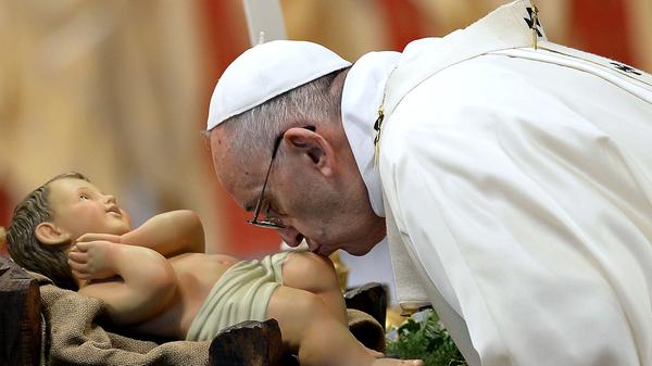 "Dies ist keine gute Übersetzung (...) Ein Vater tut das nicht. Ein Vater hilft mir, sofort wieder aufzustehen. Wer in Versuchung führt, ist Satan." (Stellungnahme zu dem Satz "Und führe uns nicht in Versuchung" im Vaterunser, Dezember 2017)