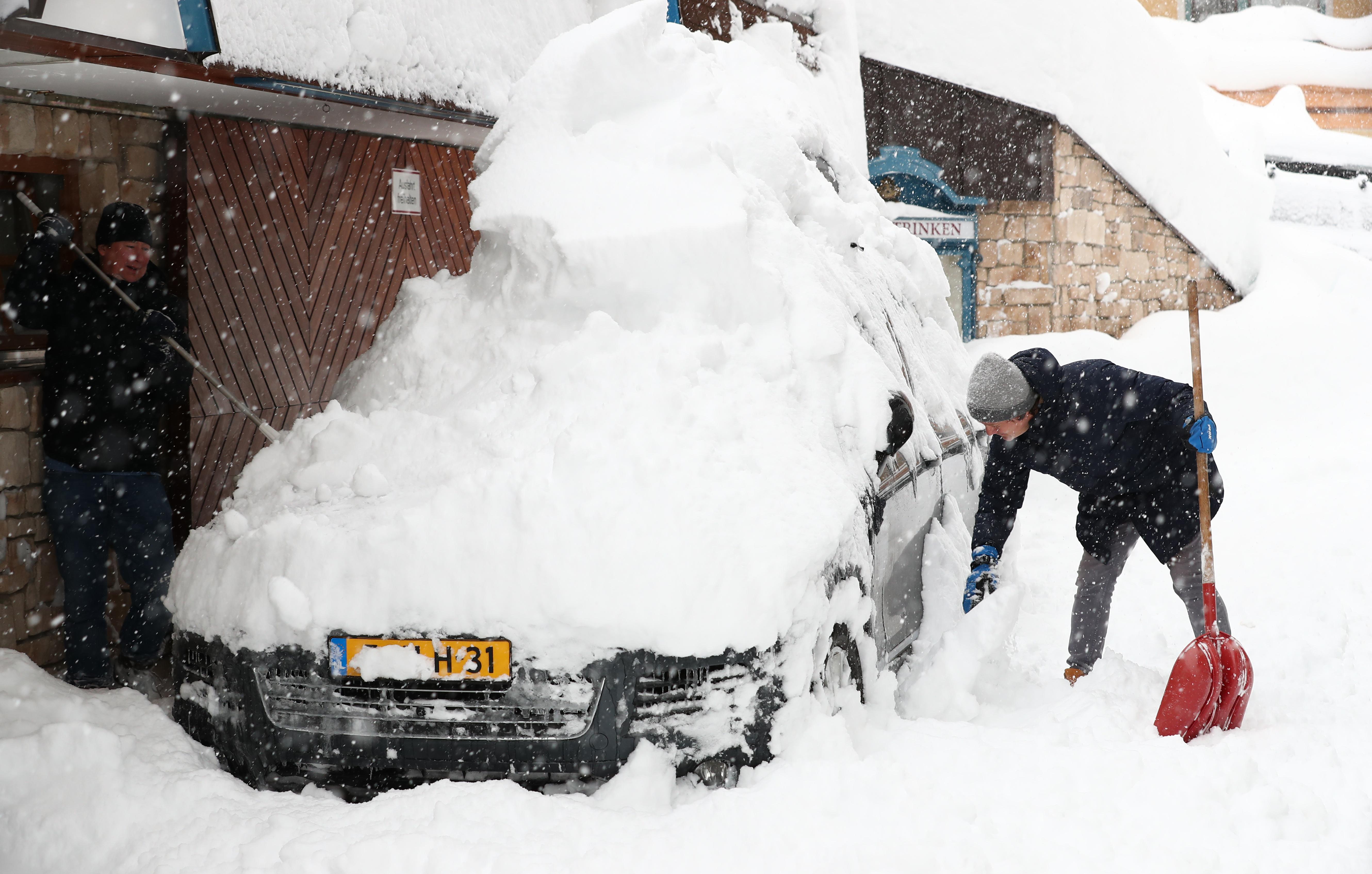 Können Arbeitnehmer Bei Schnee Und Eis Zuhause Bleiben? - Nürnberg ...