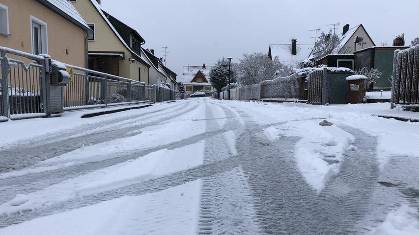 Plötzlich weiß: Neuschnee verzückt Nürnberg und die Region