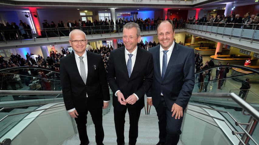 Oberbürgermeister Ulrich Maly (m.) lud zusammen mit zweitem und drittem Bürgermeister Christian Vogel und Klemens Gsell (li.) zum Neujahrsempfang.