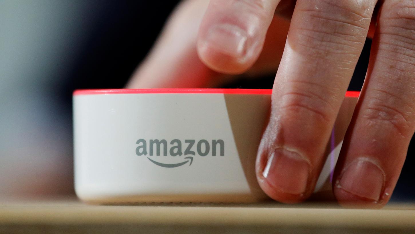 Anstatt den Bestellknöpfen müssen Amazon-Kunden in Deutschland nun auf Alexa zurückgreifen, um unkompliziert online zu ordern.