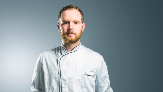Das "Sosein", das Felix Schneider in Heroldsberg betreibt, ist auch unter den 18 Restaurants, die erstmals mit einem neuen, grünen Stern für ihre Nachhaltigkeit geadelt wurden. Das "Sosein", das Felix Schneider in Heroldsberg betreibt, ist auch unter den 18 Restaurants, die erstmals mit einem neuen, grünen Stern für ihre Nachhaltigkeit geadelt wurden.