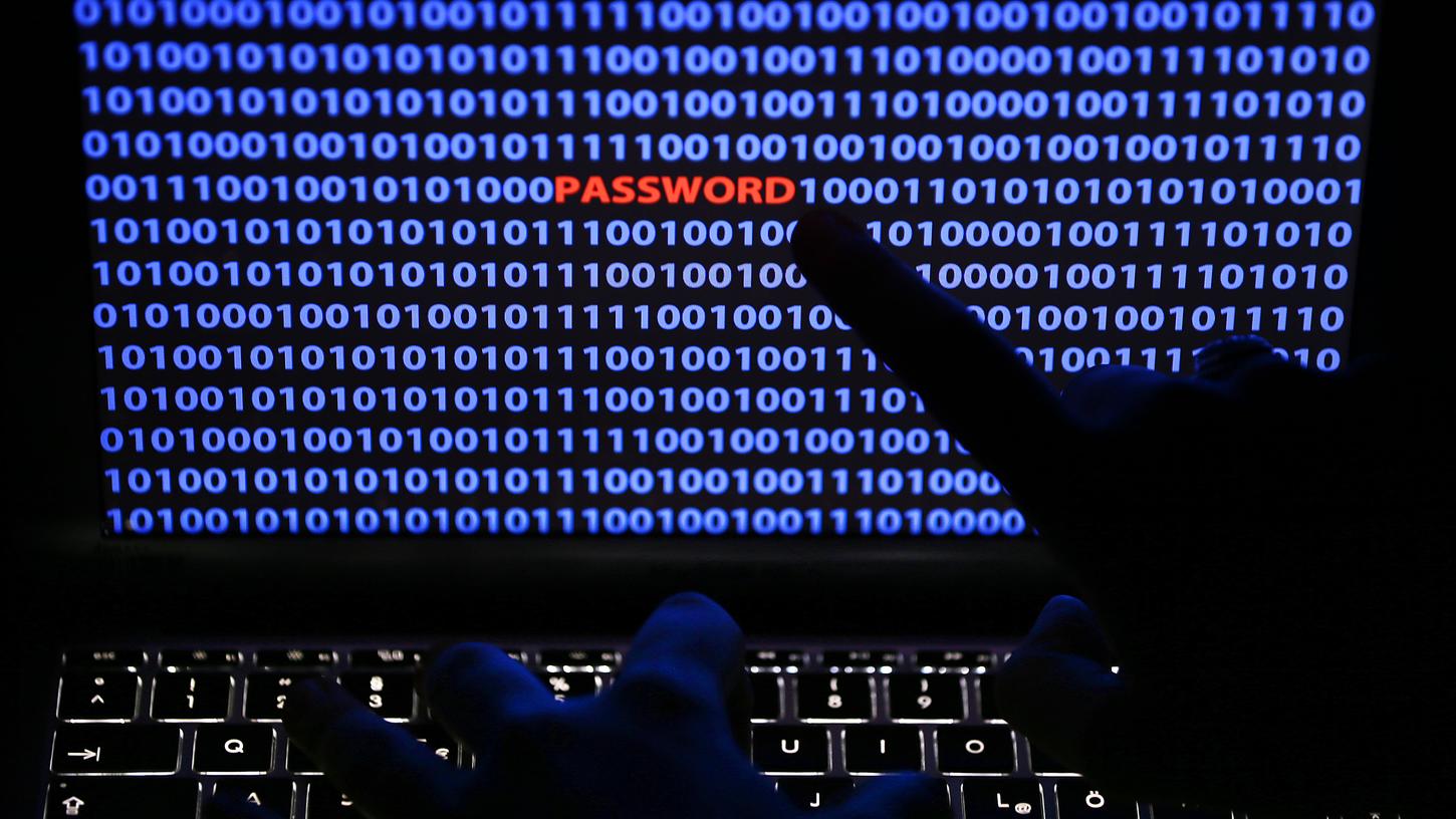 Der Hacker-Angriff auf Prominente und Politiker hat das Thema Datensicherheit wieder auf die politische Agenda gesetzt.