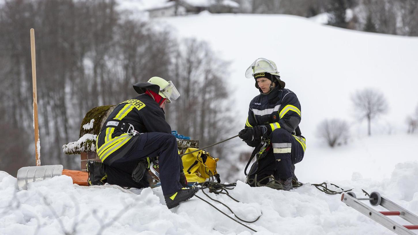 Einsatz beendet: Fürther Feuerwehr auf dem Heimweg aus Südbayern