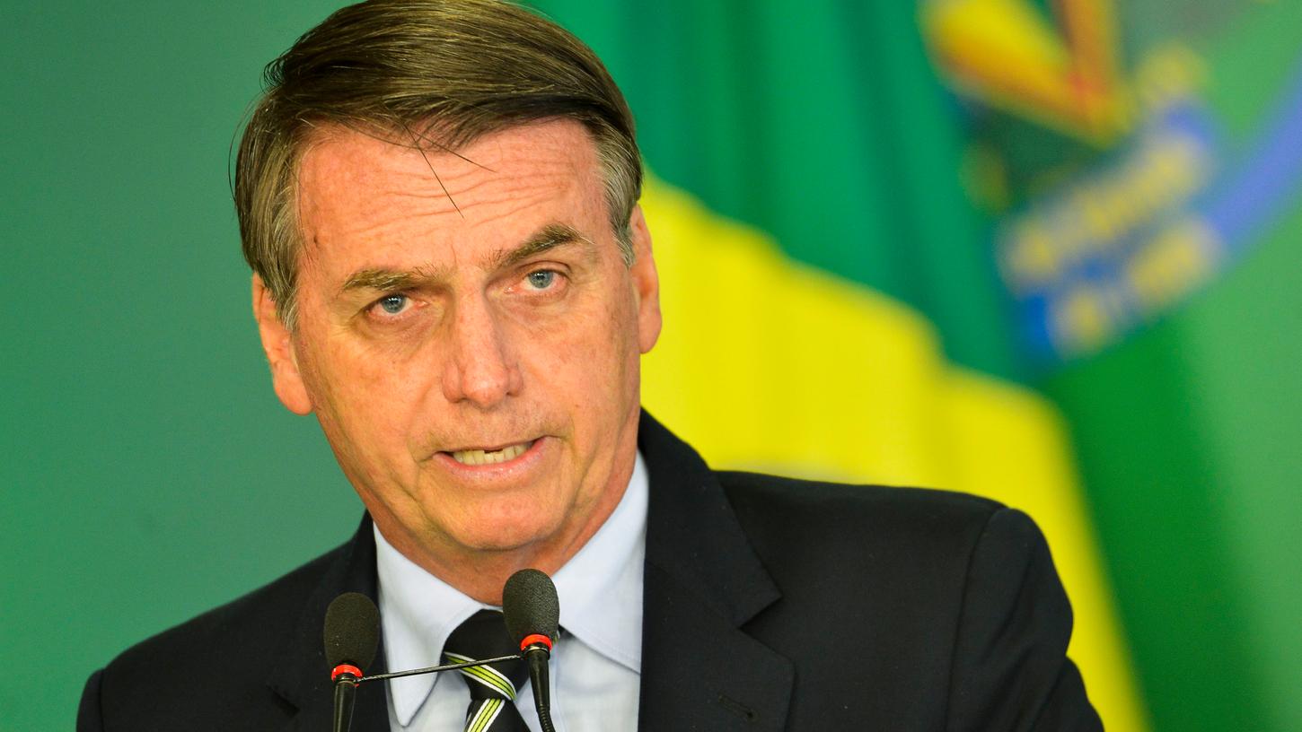 Brasiliens Staatschef Bolsonaro erleichtert den Waffenbesitz für die Bevölkerung. Künftig können Basilianer bis zu vier Schusswaffen besitzen.