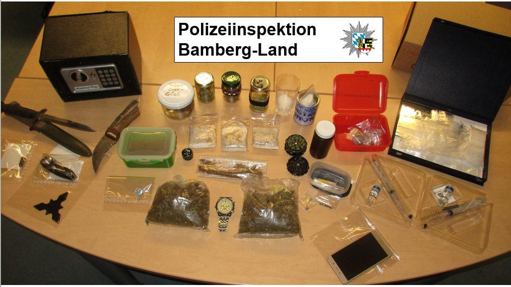 Diese Gegenstände stellte die Polizei bei dem Mann aus dem westlichen Landkreis Bamberg sicher.