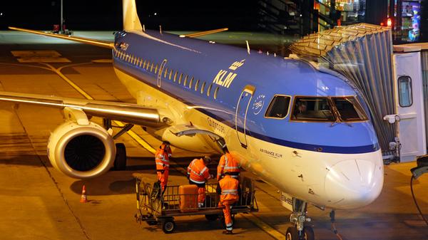 Serie Nürnberg bei Nacht Flughafen
