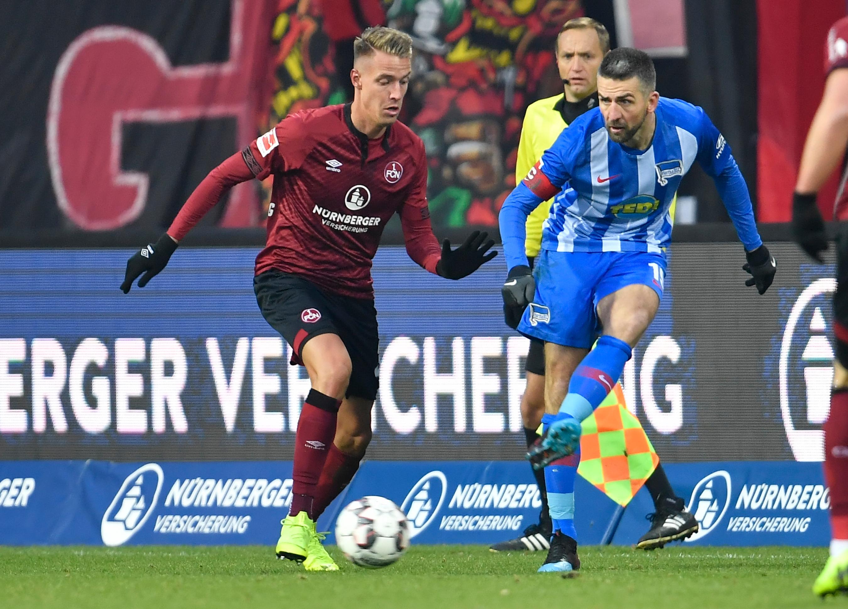 Der Club sucht die direkte Antwort, doch meist fehlen, wie über weite Strecken der Partie, die zündenden Ideen. Der FCN...