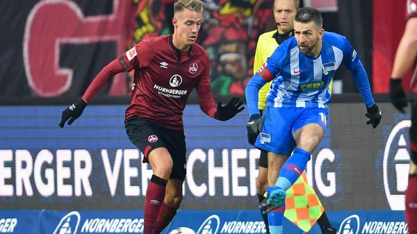 Der Club sucht die direkte Antwort, doch meist fehlen, wie über weite Strecken der Partie, die zündenden Ideen. Der FCN...